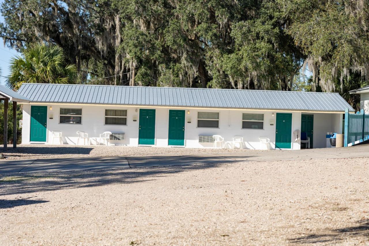 Steinhatchee River Inn And Marina מראה חיצוני תמונה